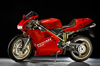 Ducati_748_Studio.jpg